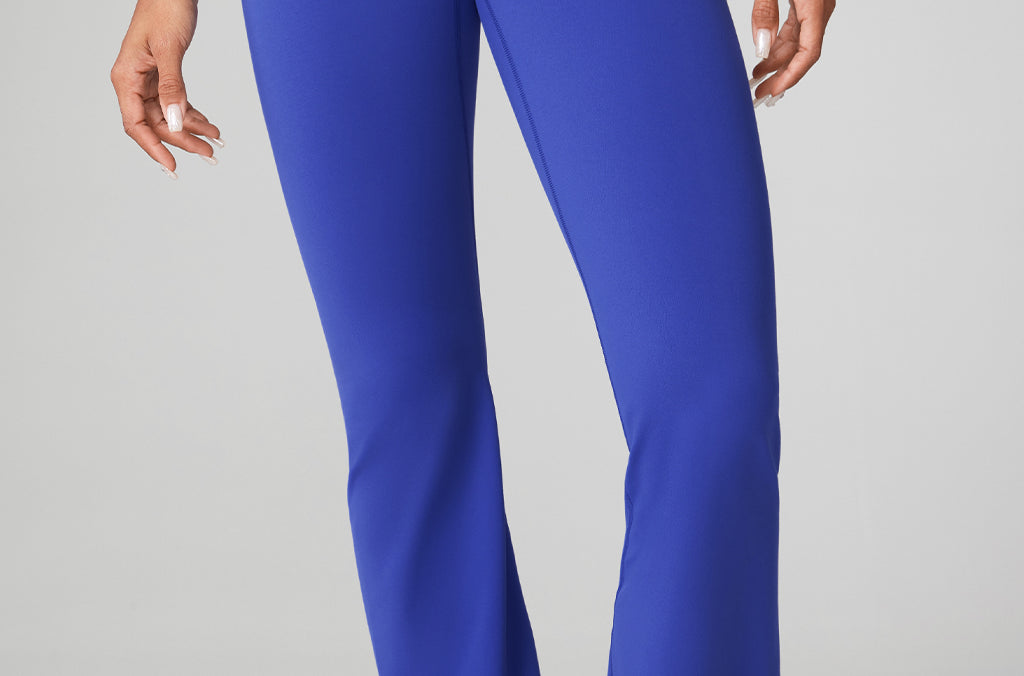 Women's Hugcurve No Front Seam Flare Leggings 31'' Black