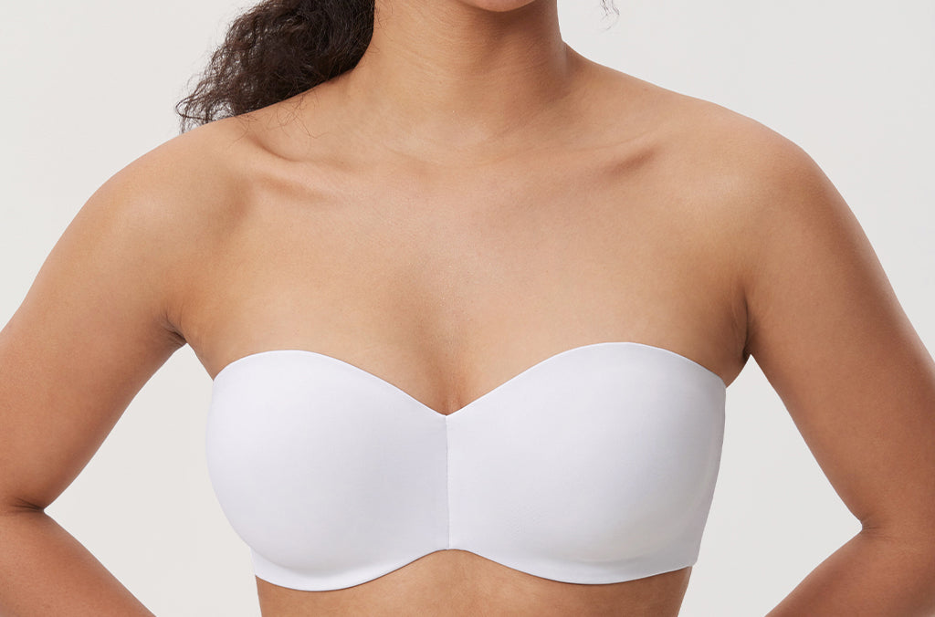 Women's Underwire Strapless Bra White @model_info:E4