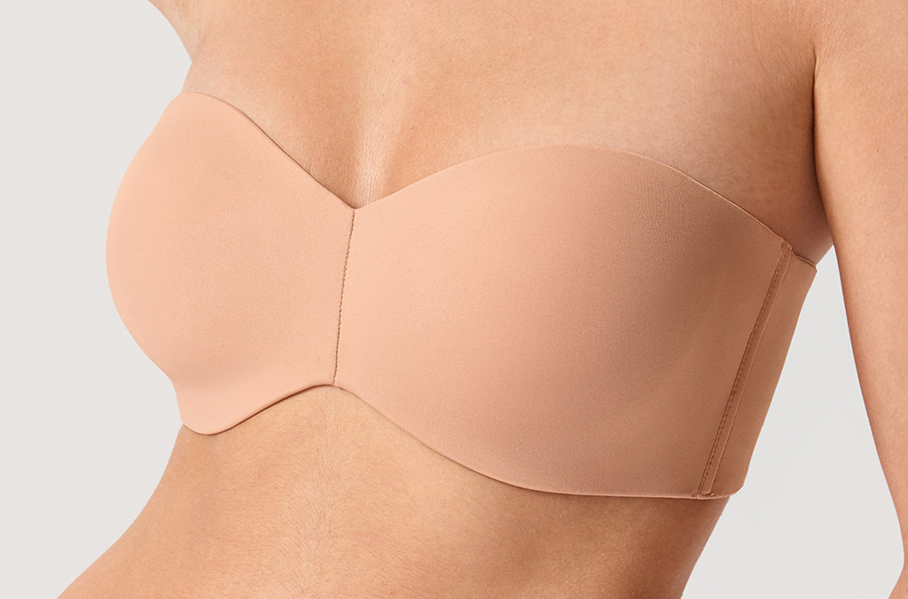 Women's Underwire Strapless Bra Barely Buff @model_info:ESA3
