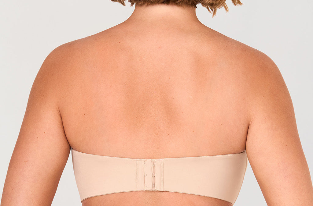 Women's Underwire Strapless Bra Beige @model_info:G2