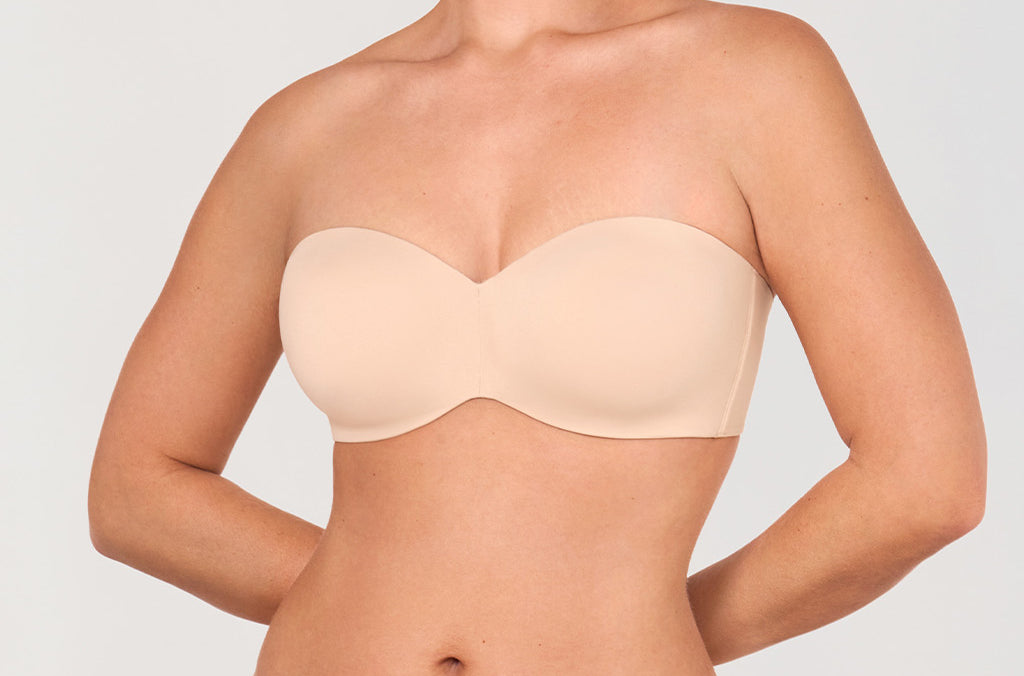 Women's Underwire Strapless Bra Beige @model_info:G3