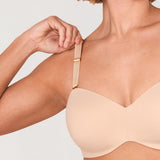 Women's Underwire Strapless Bra Beige @model_info:G4